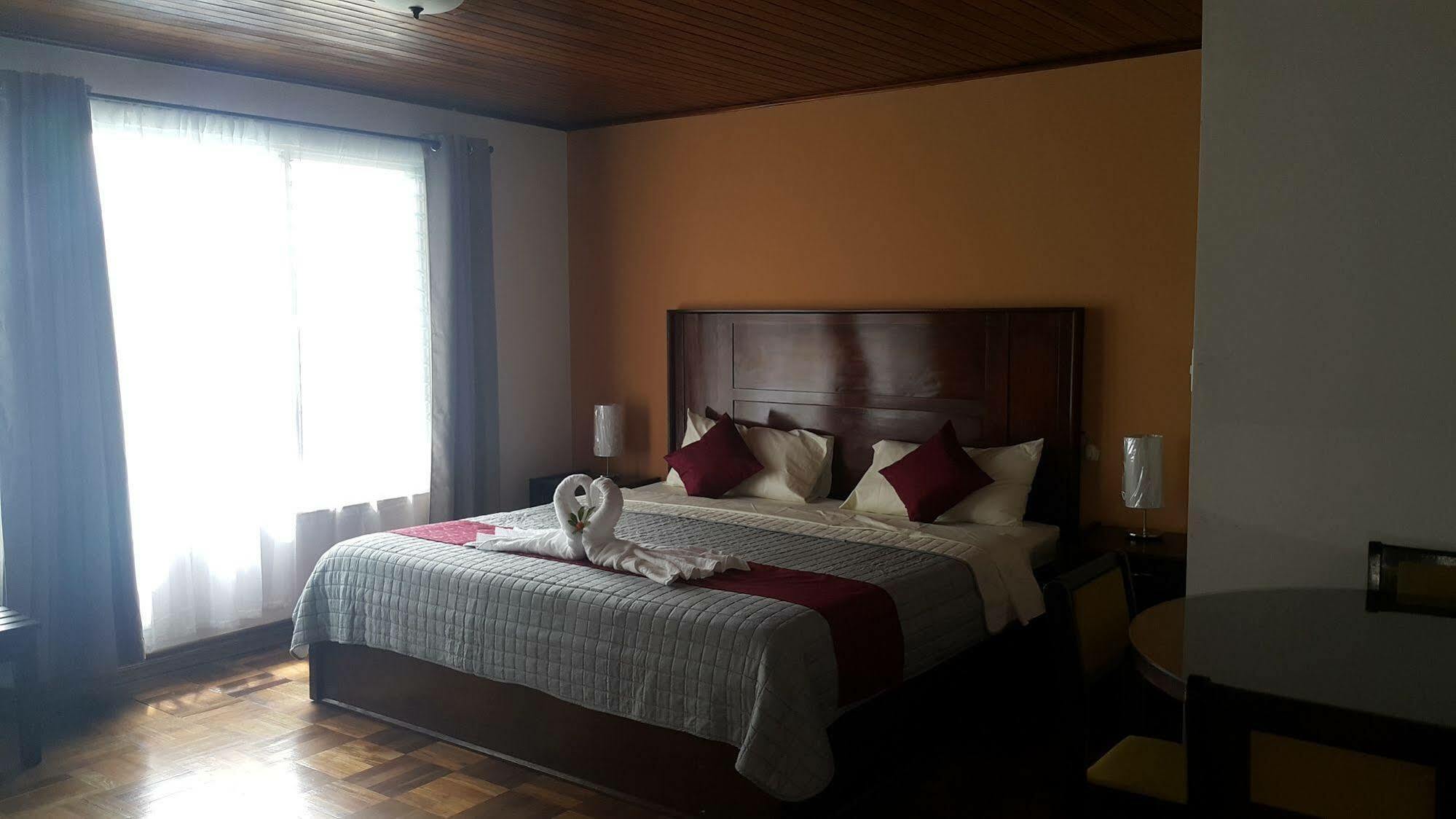 Hotel Portal Colonial Сан-Хосе Экстерьер фото